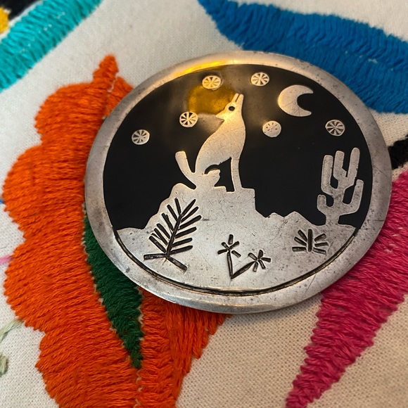 Fabulous Vintage Sterling Silver enamel Desert Scene Brooch - Picture 2 of 7